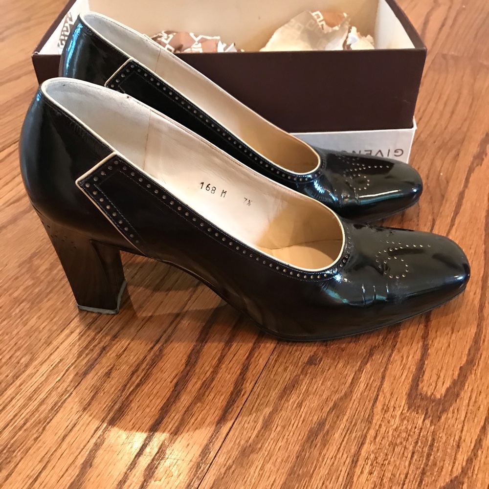 Givenchy Pumps